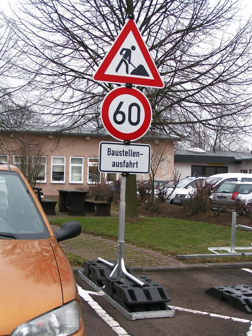 Aluminium-Schild 30 Cm | Wetterfest Für Innen & Außen | Individuell Bedruckt | Mit Montagelöchern
